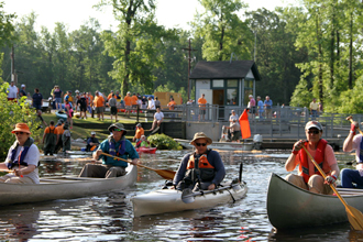 kayakers at dismal swamp state park